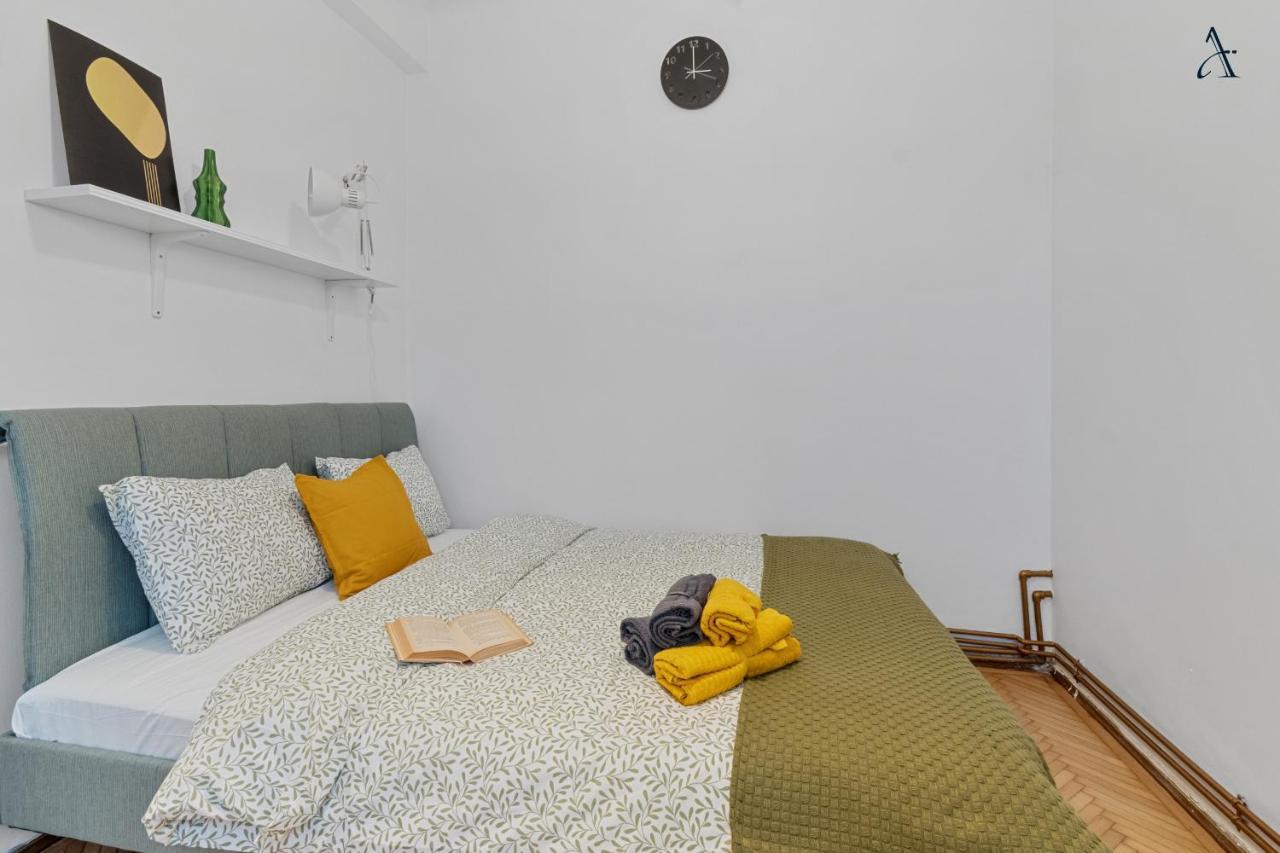 11 Apartments Bukurešť Exteriér fotografie